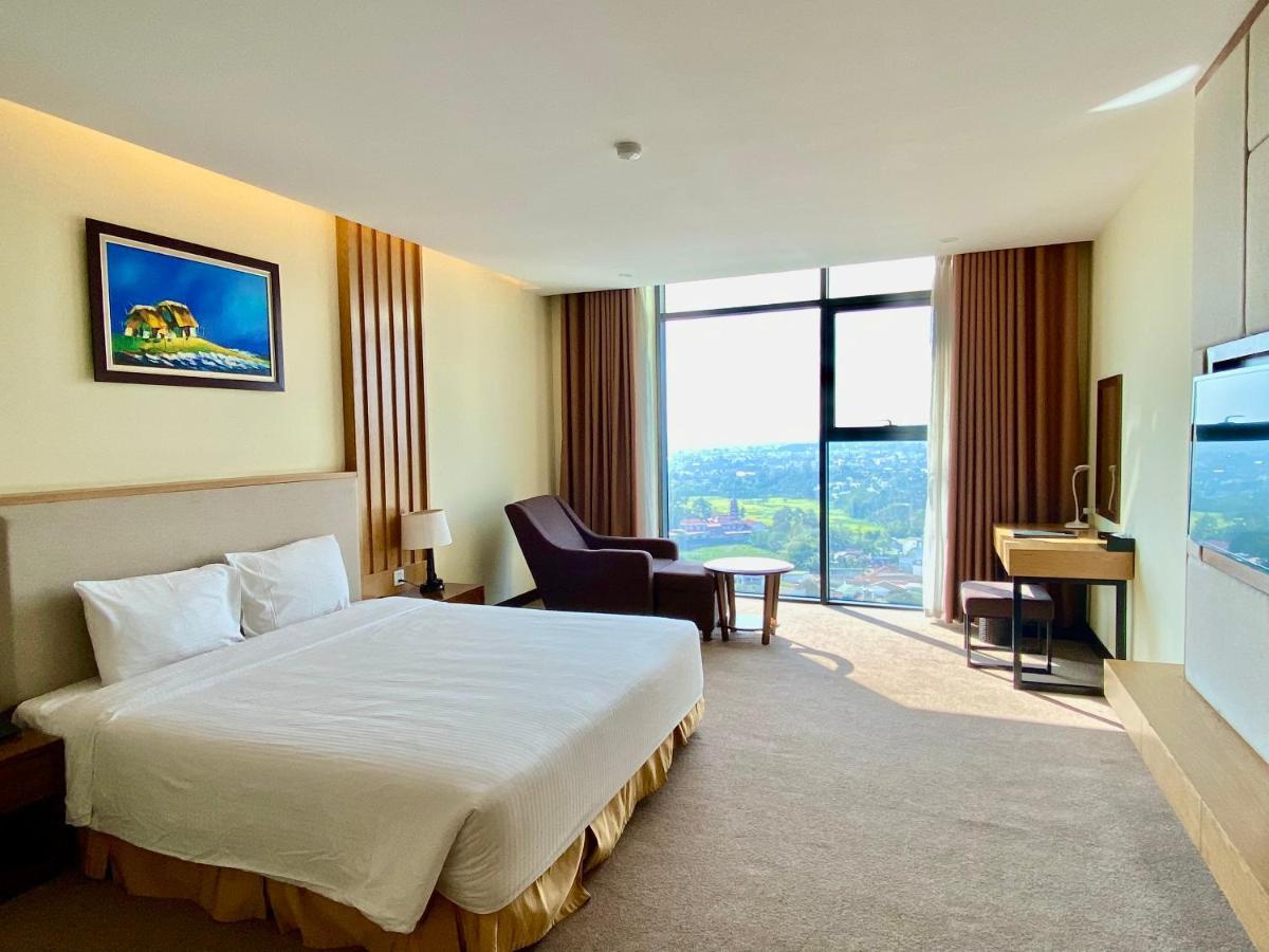 Muong Thanh Luxury Buon Ma Thuot Hotel Extérieur photo