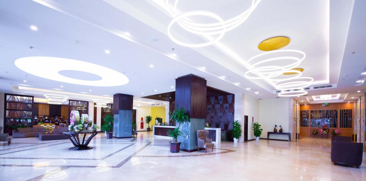 Muong Thanh Luxury Buon Ma Thuot Hotel Extérieur photo